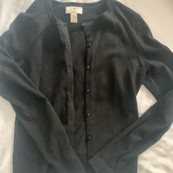 BLACK SWEATERS - Picture 4 of 7